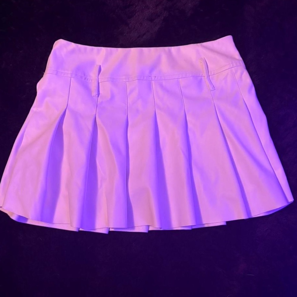 Women's Pleated Mini Skirt - Pink